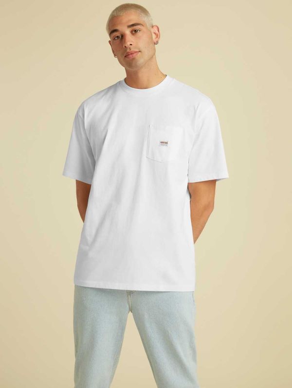 Guess Original Kit Pocket T-shirt Herr Vita | 987345-KTC