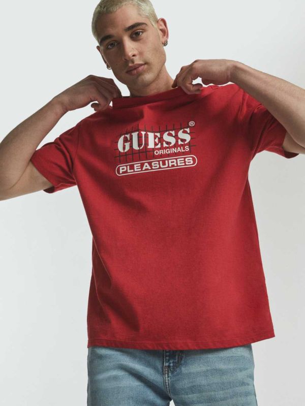 Guess Original x PLEASURES Logo T-shirt Herr Röda | 182705-TOS
